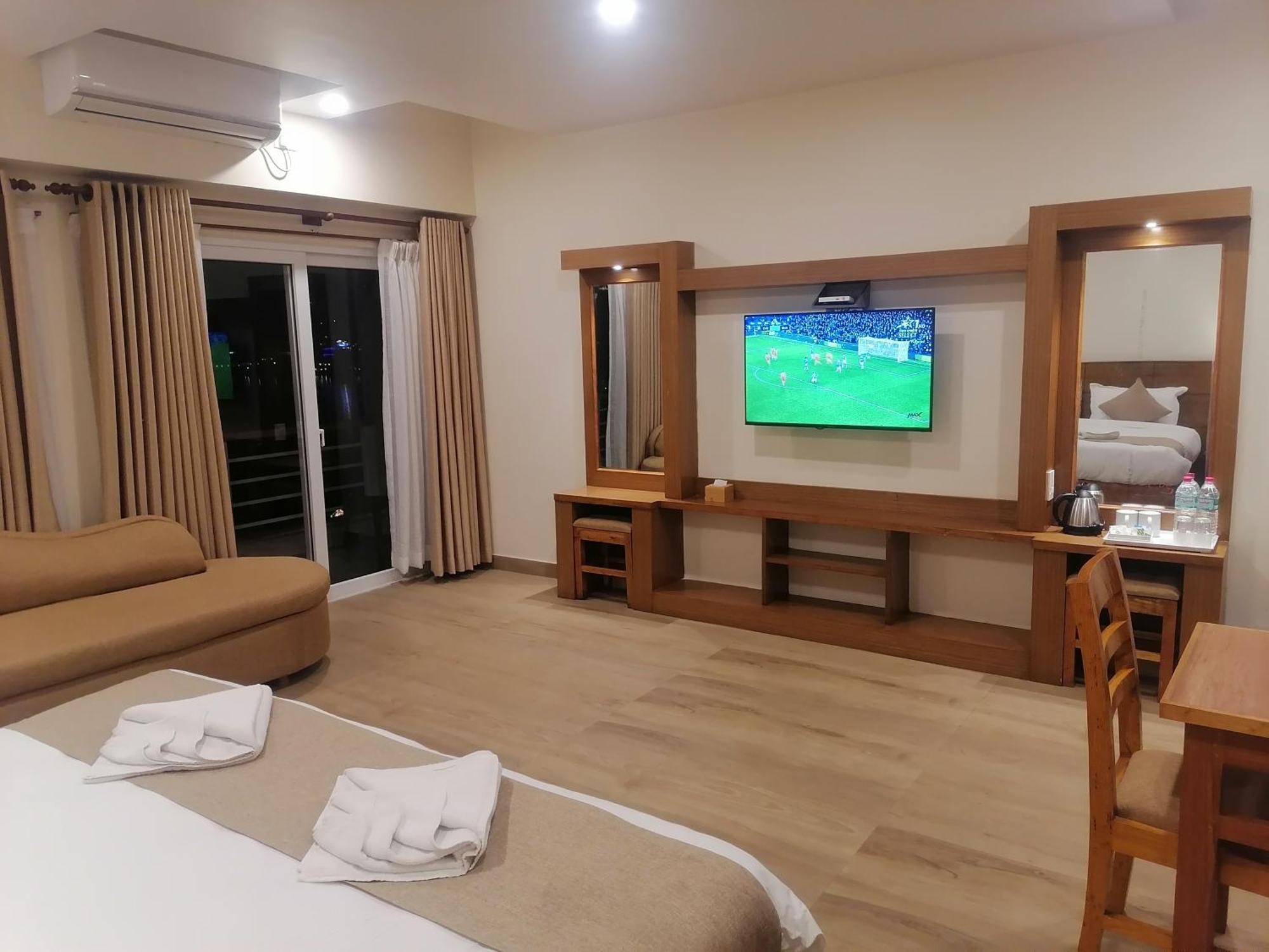 Urban Boutique Hotel 포카라 외부 사진