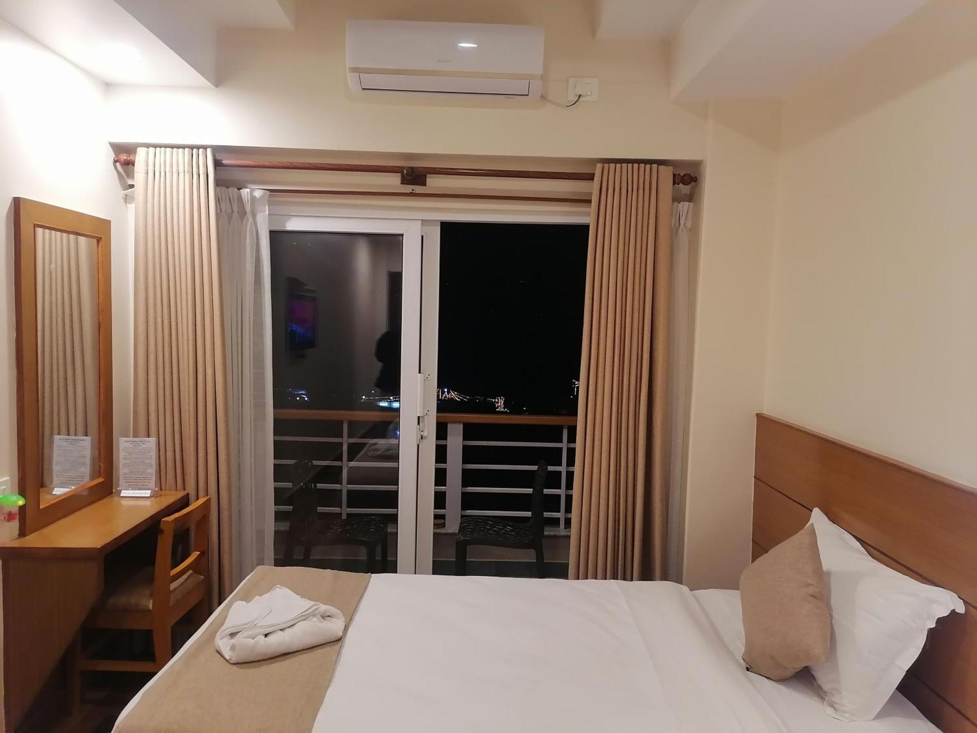 Urban Boutique Hotel 포카라 외부 사진