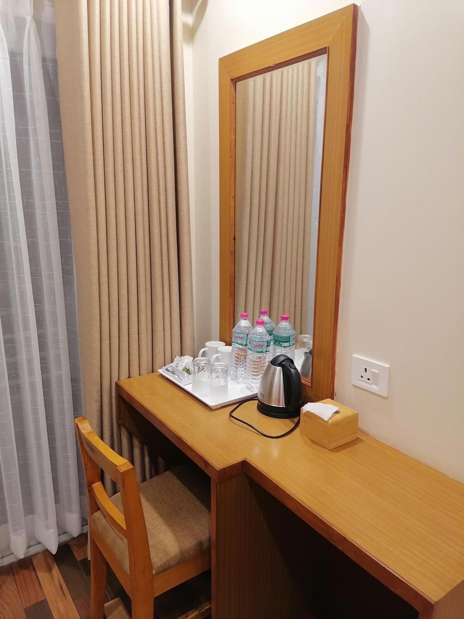 Urban Boutique Hotel 포카라 외부 사진