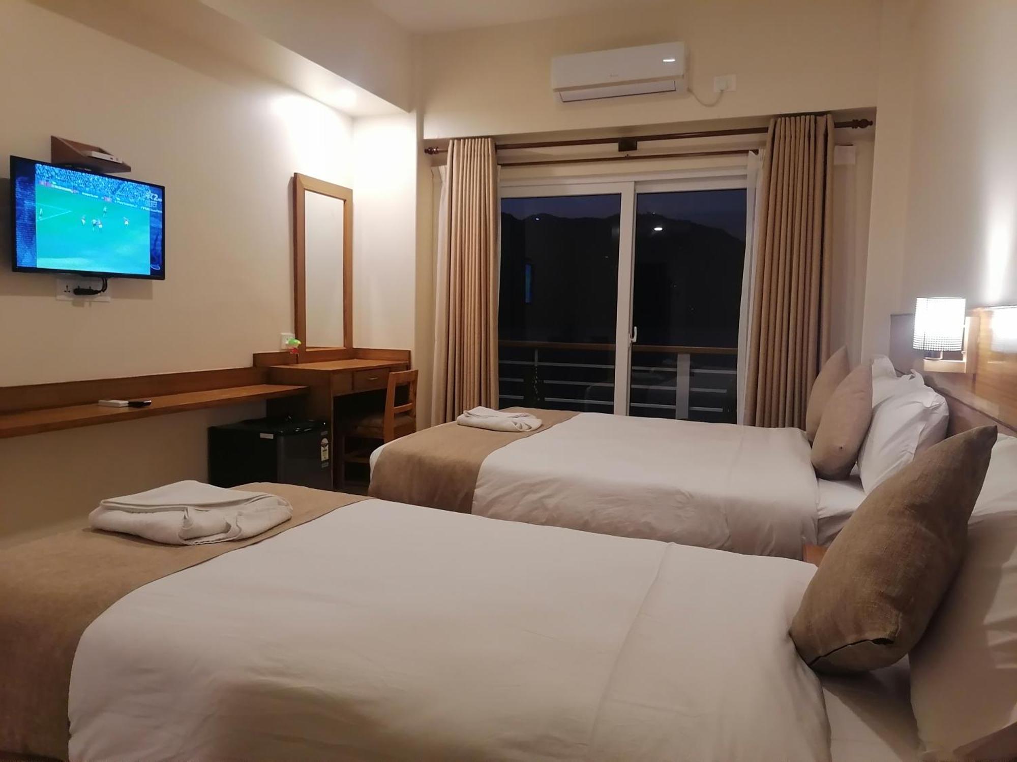 Urban Boutique Hotel 포카라 외부 사진