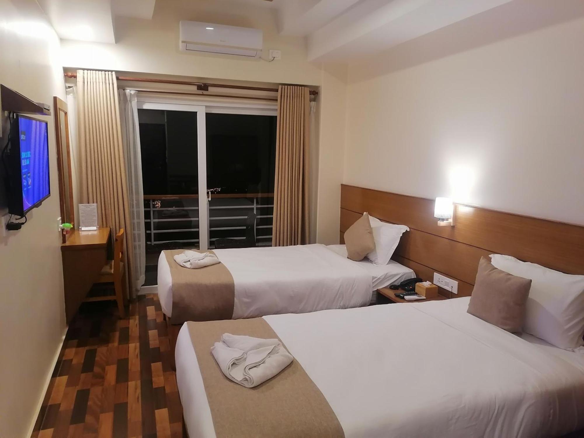 Urban Boutique Hotel 포카라 외부 사진
