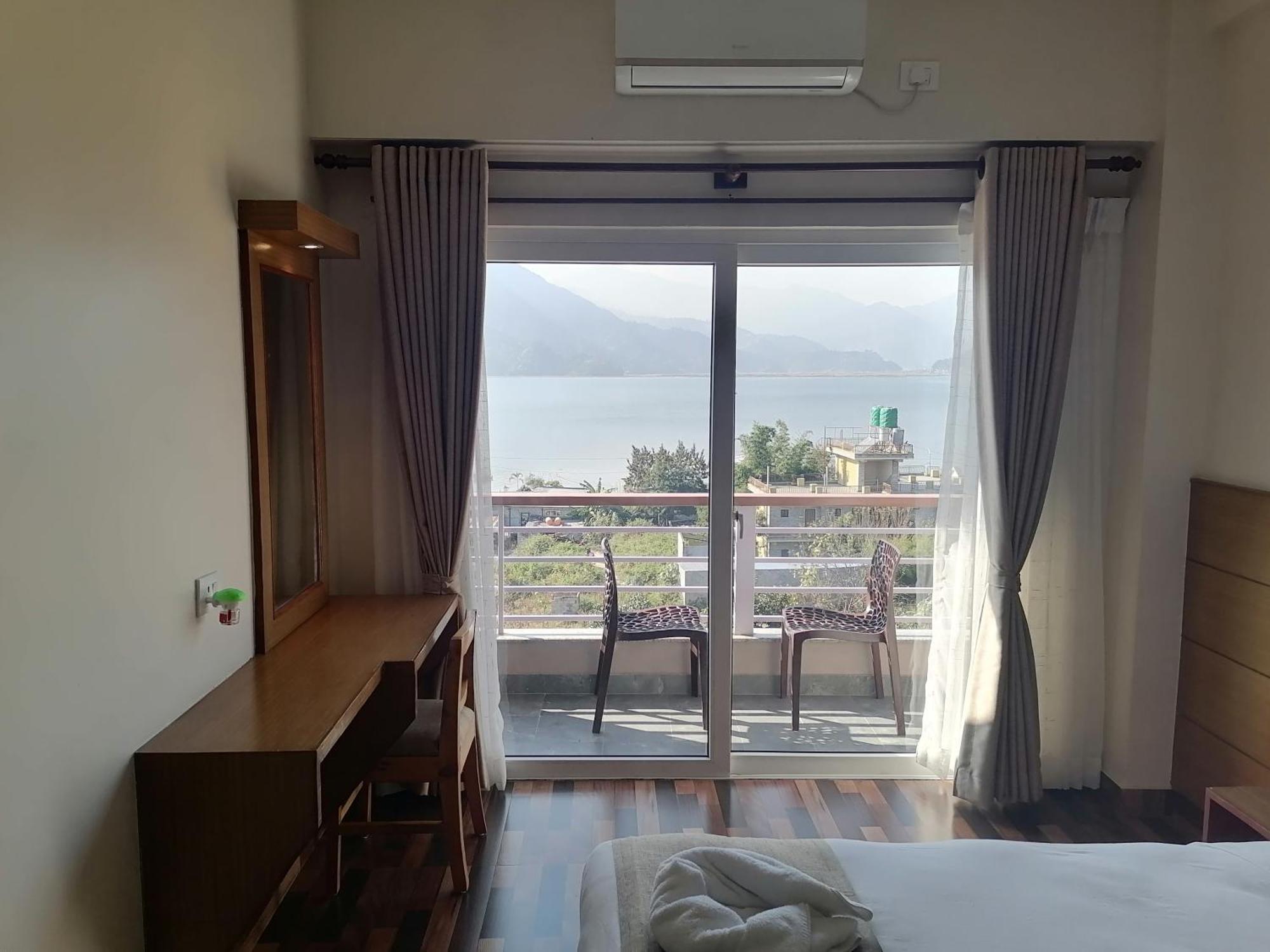 Urban Boutique Hotel 포카라 외부 사진